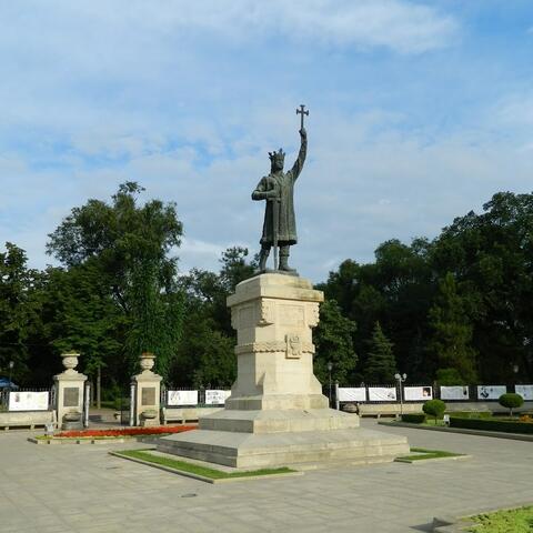 Chisinau Biking Tour